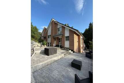 Haus zum Kaufen in Schwarzenbruck 899.000,00 € 263 m²