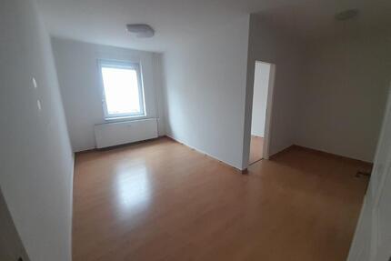 Singelwohnung - 300,00&nbsp;EUR Kaltmiete, ca.&nbsp; 40,00&nbsp;m&sup2; in Luckenwalde (PLZ: 14943)