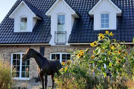 Haus zum Kaufen in Neu Wulmstorf 785.000,00 € 174 m²