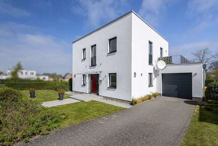 Haus zum Kaufen in Kühlungsborn 695.000,00 € 125 m²