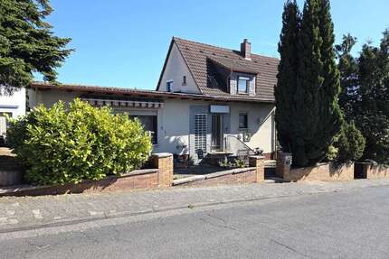 Haus zum Kaufen in Roßdorf 550.000,00 € 204 m²