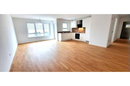 Erstbezug:schöne 3-Zimmer-Wohnung mit Aufzug, EBK, Balkon und TG - Aspach