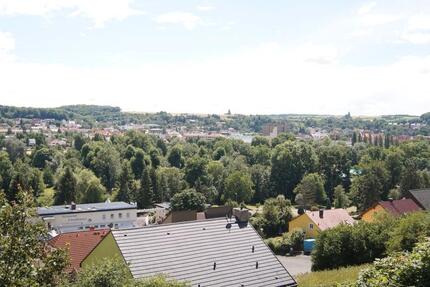 Helle 3-Zimmer DG Wohnung - 1.000,00&nbsp;EUR Kaltmiete, ca.&nbsp; 99,00&nbsp;m&sup2; in Frickenhausen am Main (PLZ: 97252)