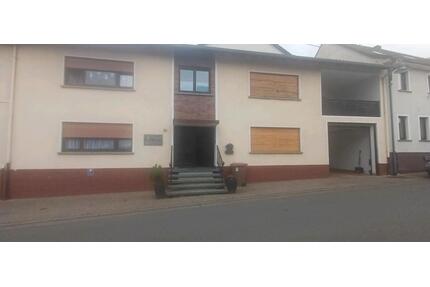 Großes Haus mit Einliegerwohnung - Hargesheim