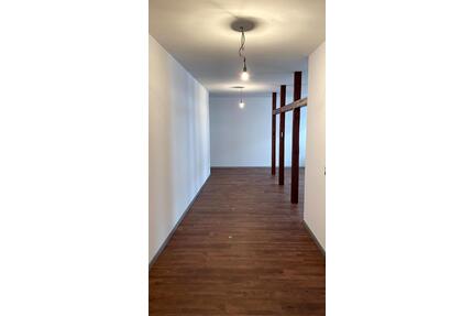 Große 2 Zi.-Mietwohnung am Karlsplatz (max 2 Personen, Balkon) - Eisenach