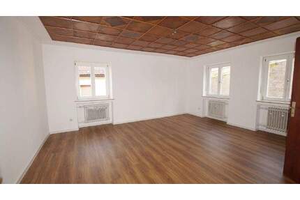 Gut geschnittene 4-Zimmer-Wohnung - Straubing