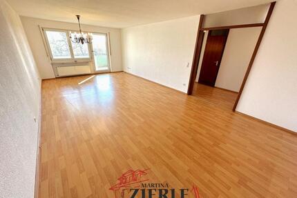 Traumhafte Aussicht, Balkon, Randlage, Aufzug, renoviert, zwei Tiefgaragenstellplätze! Sofort frei! - Eislingen (Fils)