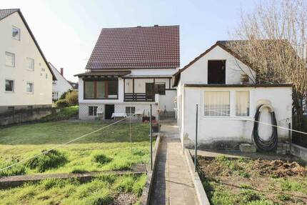 Zweifamilienhaus mit Ausbaupotenzial in ruhiger Ortsrandlage von Altrip