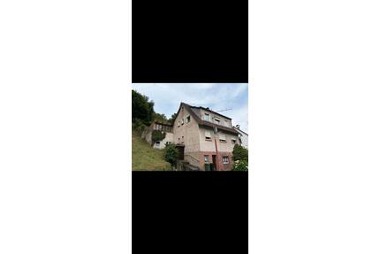 Zweifamilienhaus - 150.000,00&nbsp;EUR Kaufpreis, ca.&nbsp; 100,00&nbsp;m&sup2; in Eberbach (PLZ: 69412)