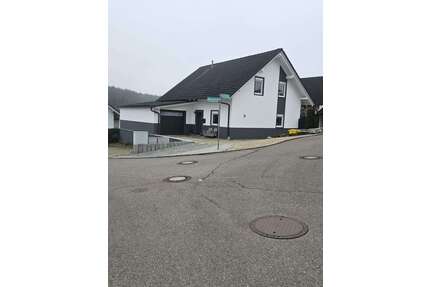 Haus zum Kaufen in Krauchenwies 595.000,00 € 135.65 m²