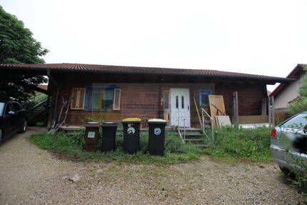 Provisionsfrei! Einfamilienhaus mit Carport in Geisingen-OT Gutmadingen