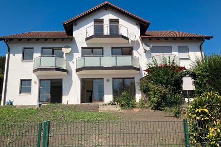 Reiheneckhaus links - 1.300,00&nbsp;EUR Kaltmiete, ca.&nbsp; 135,00&nbsp;m&sup2; in Neumarkt-Sankt Veit (PLZ: 84494)
