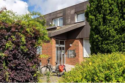 Haus zum Kaufen in Delmenhorst 695.000,00 € 208 m²