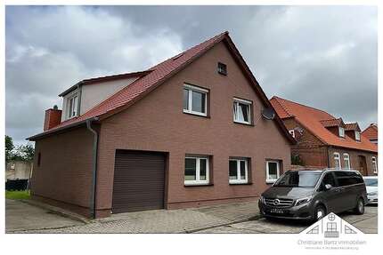 Haus zum Kaufen in Neukloster 134.750,00 € 100 m²