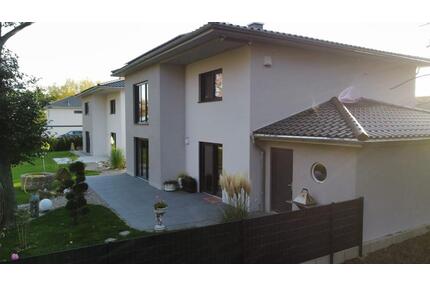 Stadtvilla Effizienz 40 - 670.000,00&nbsp;EUR Kaufpreis, ca.&nbsp; 160,00&nbsp;m&sup2; in Merseburg (PLZ: 06217)