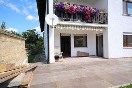 Großzügige Wohnung im EG mit großem Garten - Moosburg