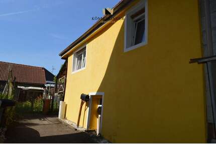 Haus zum Kaufen in Kirchheim unter Teck 300.000,00 € 77.78 m²