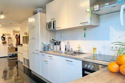 ***103 QM WOHNKOMFORT*** GROSSZÜZIGE 3 ZI. WOHNUNG MIT EINBAUKÜCHE UND BALKON - Fürth Innenstadt