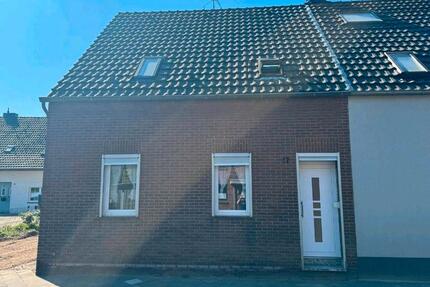 Schöne Doppelhaushälfte in Brüggen Genholt zu vermieten - Nettetal