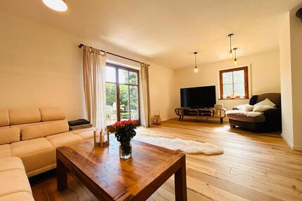 XXL Wohnhaus mit ELW - ca 240qm - Neuötting