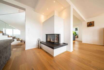 Haus zum Kaufen in Biedenkopf 1.390.000,00 € 350 m²
