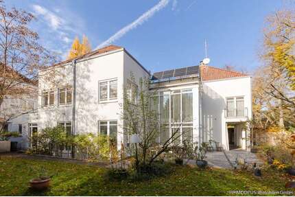 Haus zum Kaufen in Darmstadt 1.570.000,00 € 356.9 m²