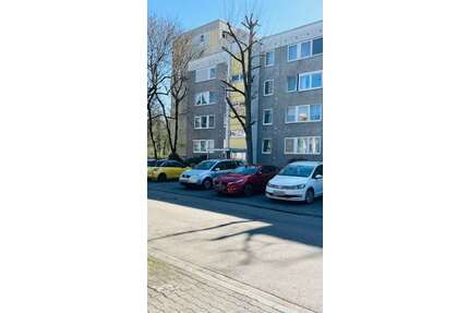 Wohnung zum Kaufen in Freiburg im Breisgau 270.000,00 € 93 m²