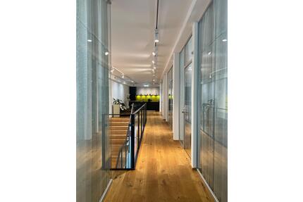 Modernes Büro für 2 Personen in Top-Innenstadtlage - Tiegaragenstellplatz, fllexibel & all-inklusvie - Deggendorf