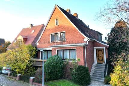 Haus zum Kaufen in Emden Wolthusen 239.000,00 € 159 m² - Emden / Wolthusen