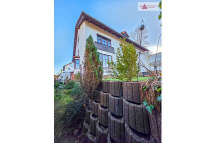 Haus zum Mieten in Aue-Bad Schlema 1.190,00 € 160 m²