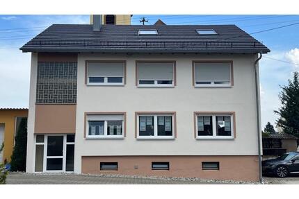 Helle & schöne 4,5 Zimmer Wohnung - 83qm - ab sofort zu vermieten - Unterschneidheim