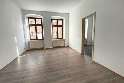 Frisch renovierte 3 Raumwohnung mit Balkon - Görlitz Südstadt