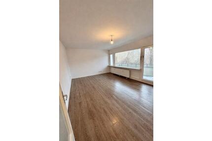 3 Zimmer Wohnung Erdgeschoss mit Garten Burgstraße - Hamburg Wandsbek