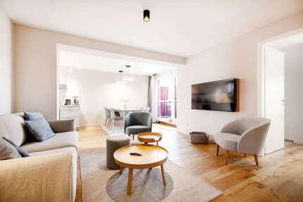 Wohnung zum Kaufen in Hohen Wieschendorf 569.000,00 € 95.78 m²