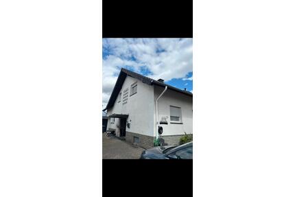 Einfamilienhaus in Stirpe - 270.000,00&nbsp;EUR Kaufpreis, ca.&nbsp; 180,00&nbsp;m&sup2; in Erwitte (PLZ: 59597)