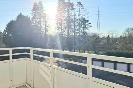 Zur Selbstnutzung oder als Kapitalanlage! 3,5-Zimmer-Eigentumswohnung mit Balkon und Garage! - Recklinghausen Süd