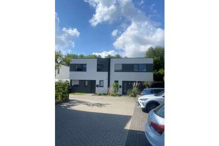 Grundstück zu verkaufen in Neuss-Holzheim 425.000,00 € 731 m²