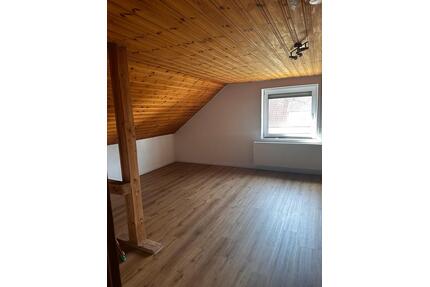 3 - Zimmer-Wohnung mit ca. 105 m² – Balkon - Osterberg