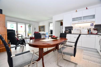 Wohlfühlen im Herzen von Friesoythe - Stilvolle Wohnung mit Balkon, Einbauküche und PKW-Stellplatz