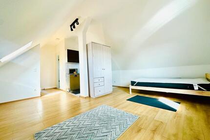 Erstbezug! Modern möbliertes Studio-Apartment mit Stadtblick - Villingen-Schwenningen