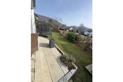 4-Zi-Whg. mit großem Garten, Bj 2006, in Bestlage von Dettingen - Dettingen an der Erms