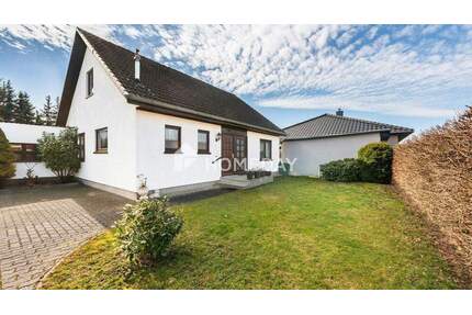 Wohnen mit Privatsphäre, Gartenidylle, Garage und Ausbaupotenzial - EFH in ruhiger Lage von Burg