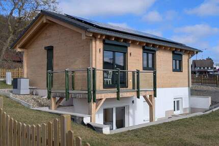 Schöner Blick auf den Edersee - 425.000,00&nbsp;EUR Kaufpreis, ca.&nbsp; 118,10&nbsp;m&sup2;&nbsp;Wohnfl&auml;che in Waldeck (PLZ: 34513) Nieder-Werbe