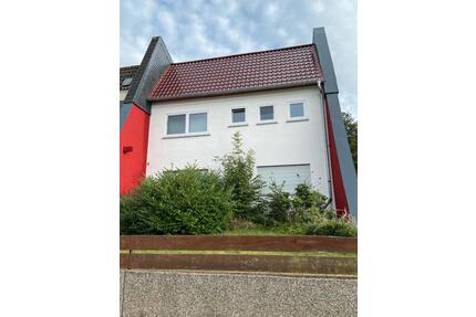 Mietwohnung, Wohnung im MFH - 720,00&nbsp;EUR Kaltmiete, ca.&nbsp; 100,00&nbsp;m&sup2; in Feldatal (PLZ: 36325)