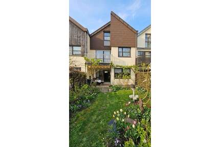 Provisionsfrei | Familien-Reihenhaus ca. 140m² - Garten, Balkon & Hobbyraum - Puchheim Puchheim Bahnhof