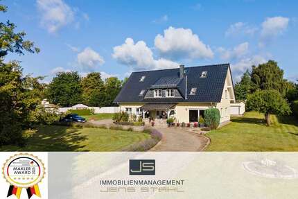 Haus zum Kaufen in Schwarz 489.000,00 € 260 m²