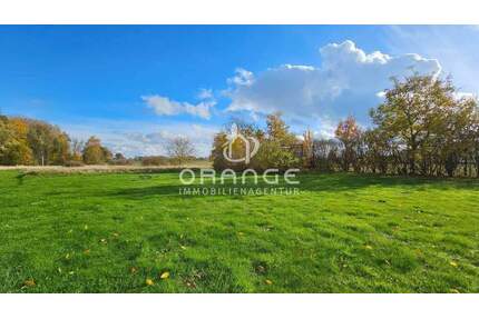 ***Großzügiges Zweifamilienhaus mit ca. 12.000 m² Traumgrundstück*** - Bad Salzuflen / Lockhausen