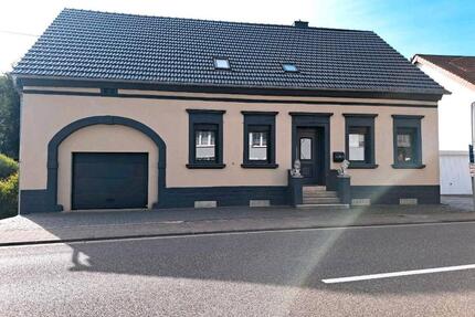 Ein- Zweifamilienhaus in Hüttigweiler - Illingen