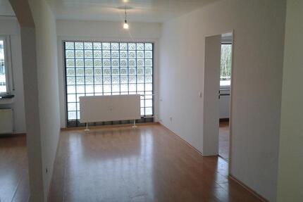 Penthauswohnung - 840,00&nbsp;EUR Kaltmiete, ca.&nbsp; 135,00&nbsp;m&sup2; in Bergheim (PLZ: 50127) Ahe