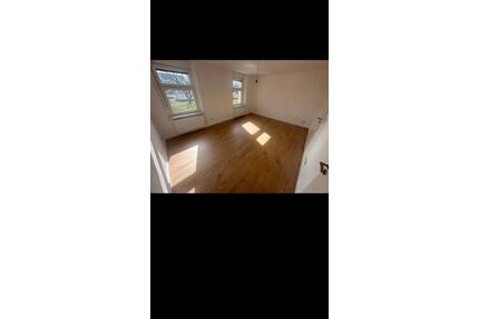 Moderne 3-Zi-Wohnung (80m²) mit Balkon, Stellplatz & ruhiger Lage - Oschatz